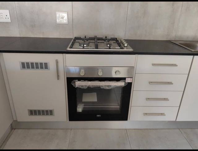 1 BEDROOM PROPERTY TO RENT IN DIE BULT